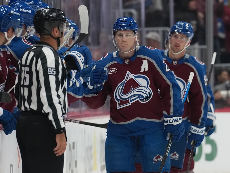 VIDEO Lavína z Colorada rozmetala kráľov z Los Angeles, Pittsburgh v derby rozobral Philadelphiu