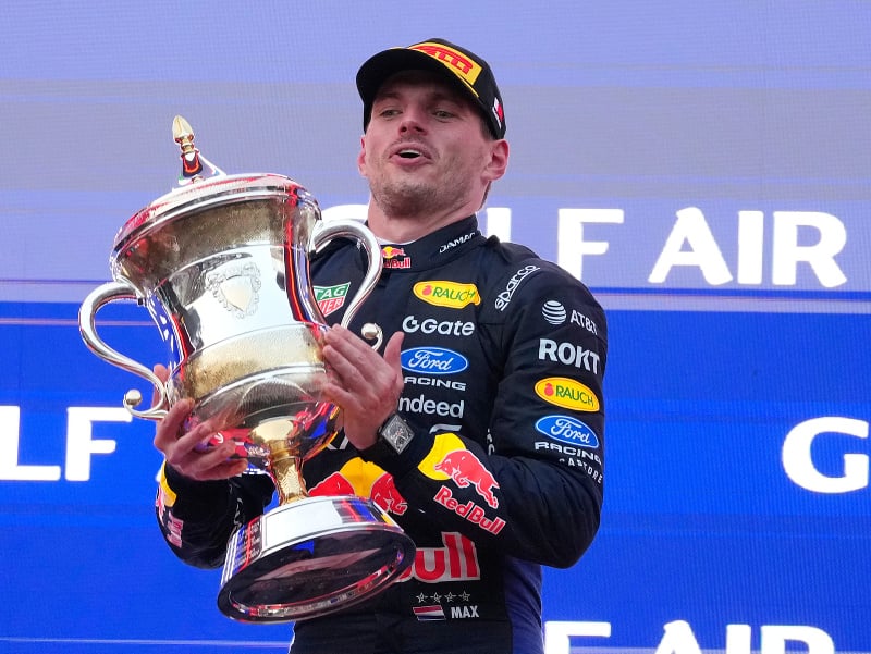Chaotická a dramatická Veľká cena je na konci: V Sepangu triumfoval Verstappen
