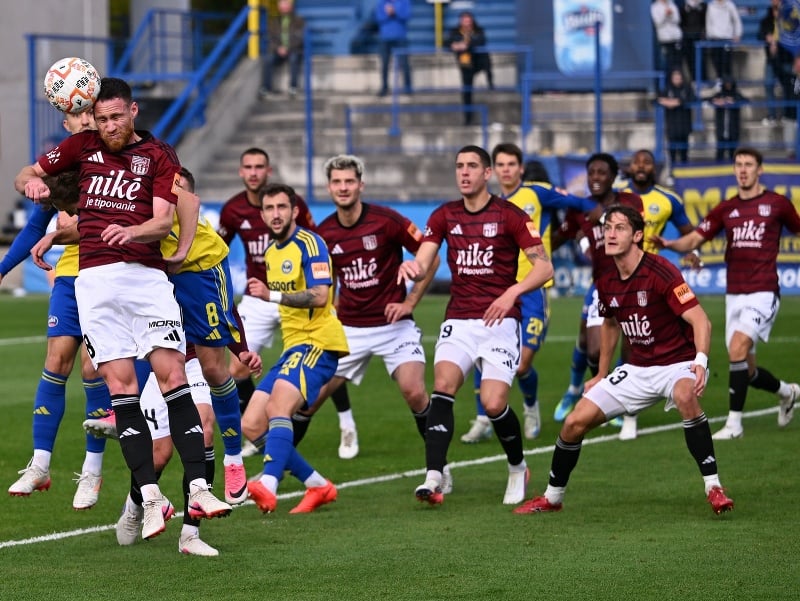 Vypäté derby o východ republiky: Domáce Michalovce odohrali s Košičanmi zápas, ktorý mal všetko