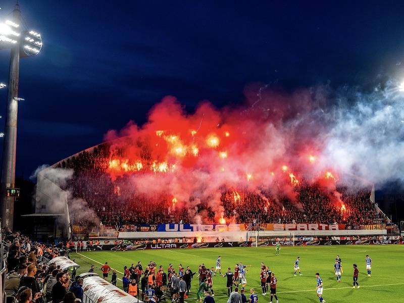 Na snímke fanúšikovia AC Sparta Praha