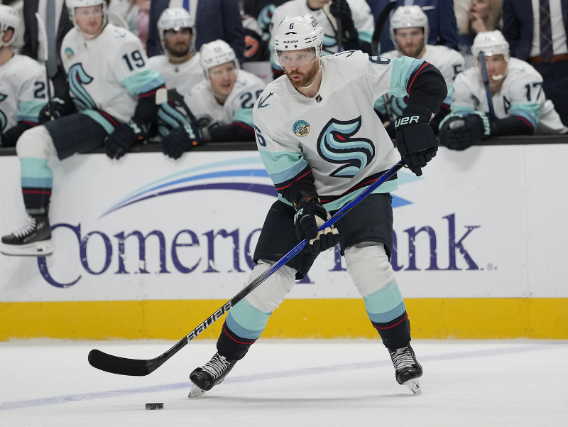 Adam Larsson
