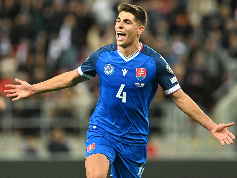 Hráč Slovenska Adam Obert sa teší z premiérového gólu v reprezentácii 