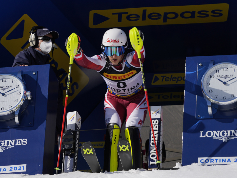 Rakúsky lyžiar Adrian Pertl 