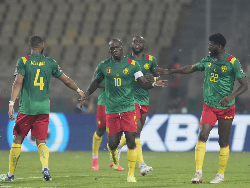 Vincent Aboubakar a jeho gólové oslavy so spoluhráčmi