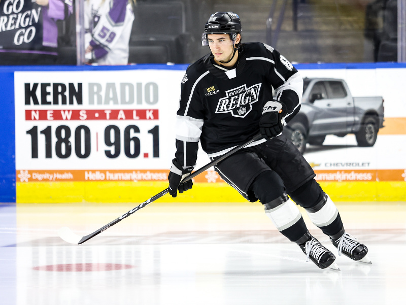 Slovenský hokejista Martin Chromiak v drese Ontario Reign v AHL