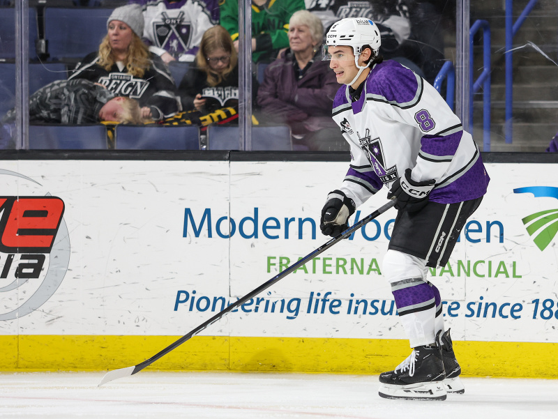 Slovenský hokejista Martin Chromiak v drese Ontario Reign v AHL