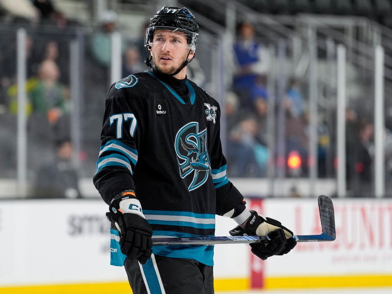 Slovenský hokejista Pavol Regenda v drese San Jose Barracuda v AHL