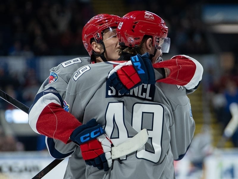 Juraj Pekarčík a Jakub Štancl oslavujú gól