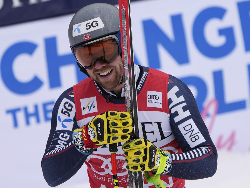 Nórsky lyžiar Aleksander Aamodt Kilde vyhral sobotňajší zjazd Svetového pohára v Aspene a v predstihu si zabezpečil malý glóbus.