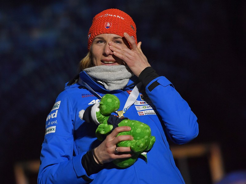 Dojatá Anastasia Kuzminová so zlatou medailou