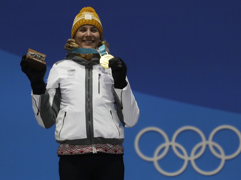 Anastasia Kuzminová so zlatou olympijskou medailou