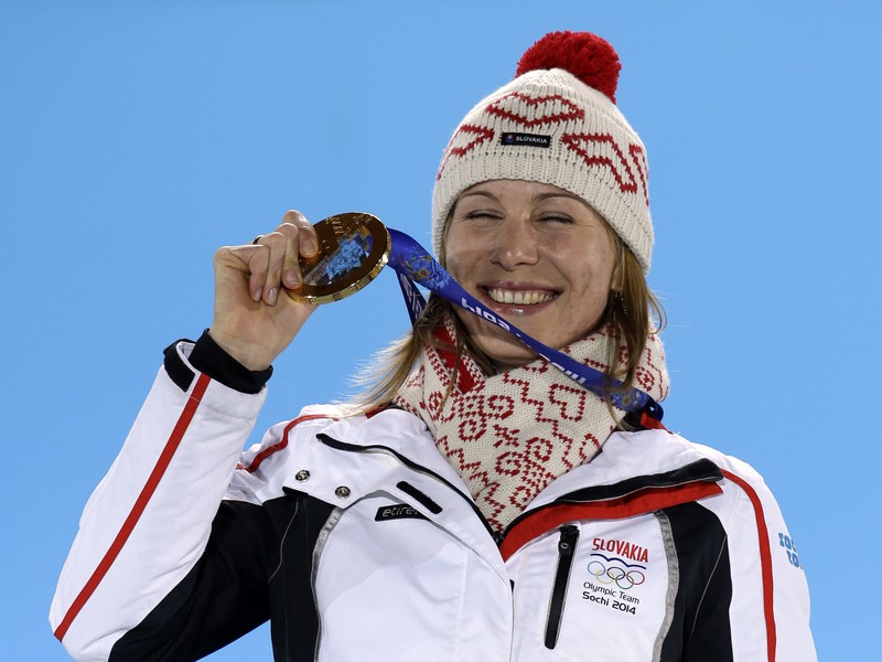 Anastasia Kuzminová si slávnostne prevzala druhú zlatú olympijskú medailu