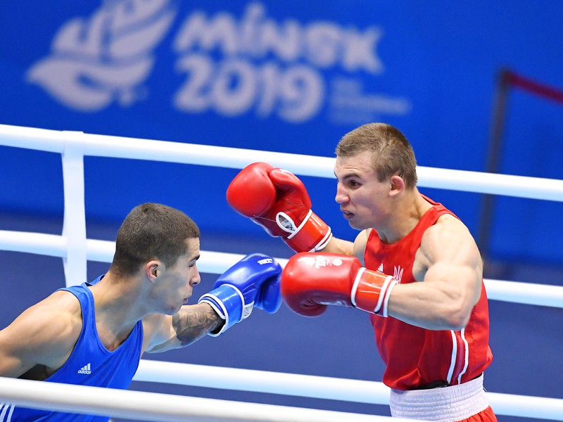 Slovenský boxer Andrej Csemez získal bronzovú medailu