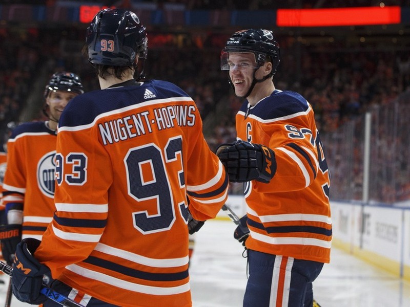 Andrej Sekera, Ryan Nugent-Hopkins a Connor McDavid
