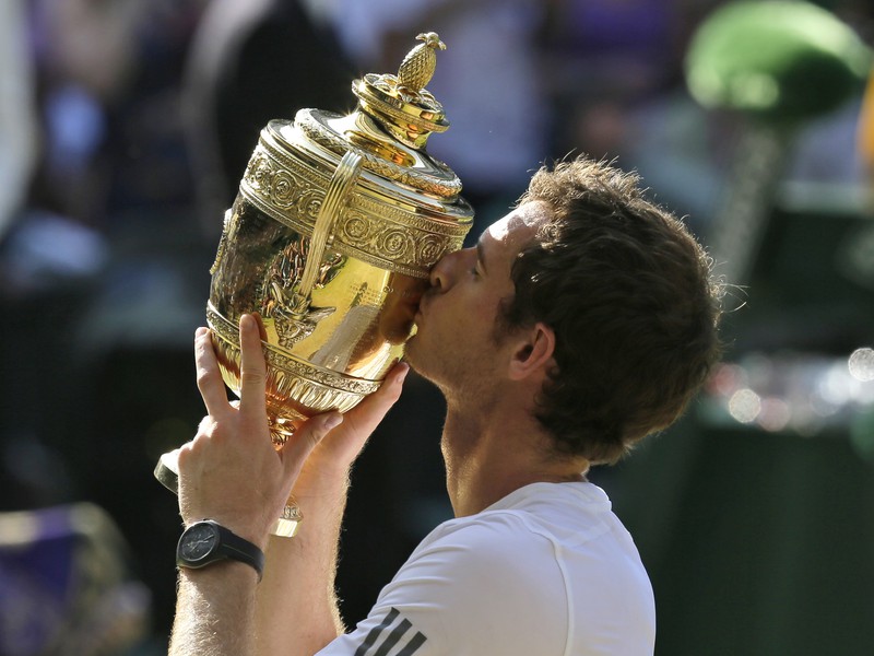 Brit Andy Murray je napriek víťazstvu vo Wimbledone druhý v rebríčku