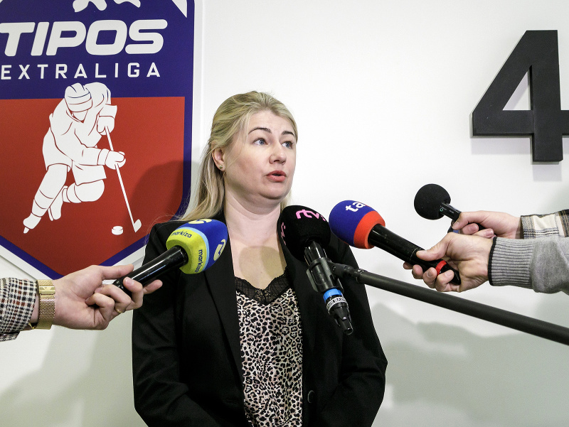 Riaditeľka Asociácie profesionálnych hokejových klubov (APHK) Aneta Büdiová