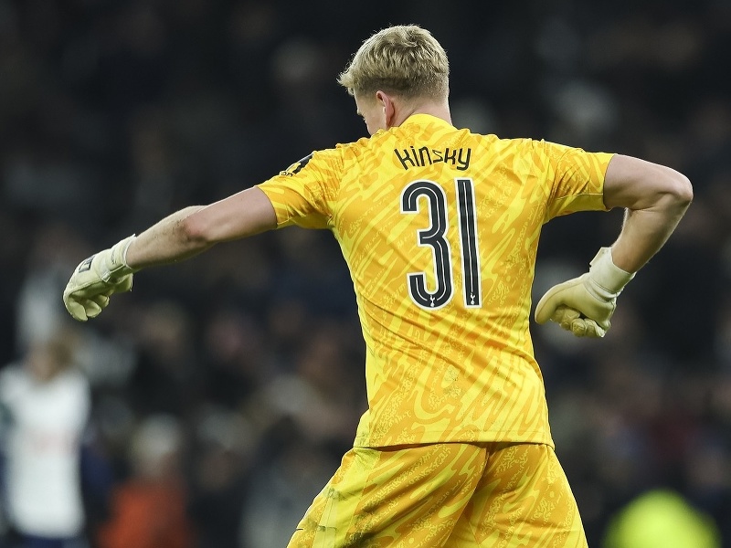 Český gólman Antonín Kinský v bráne Tottenhamu Hotspur