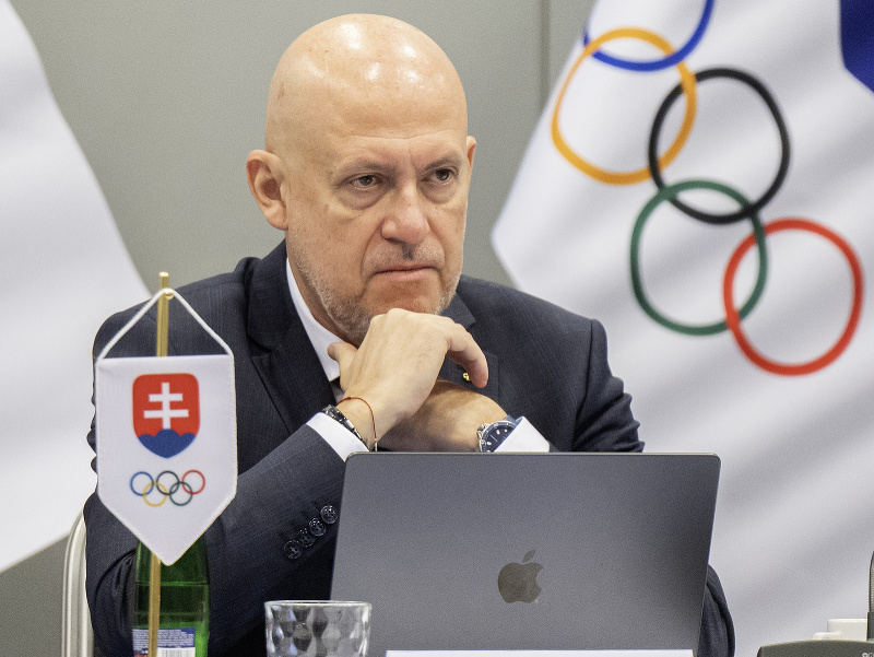 Na snímke prezident Slovenského olympijského a športového výboru Anton Siekel sa účastní na 69. Valnom zhromaždení Slovenského olympijského a športového výboru 