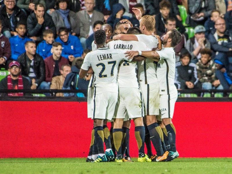 Hráči AS Monaco oslavujú gól