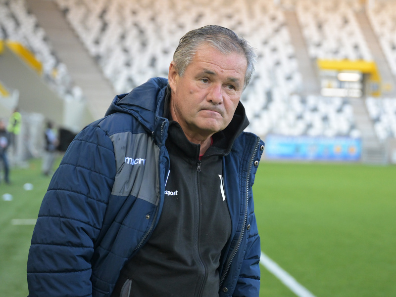 Ivan Galád skončil na lavičke Trenčína