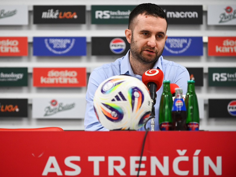 Na snímke športový riaditeľ AS Trenčín Andrej Žáčik počas tlačovej konferencie AS Trenčín pred začiatkom jarnej časti futbalovej Niké ligy v Trenčíne 