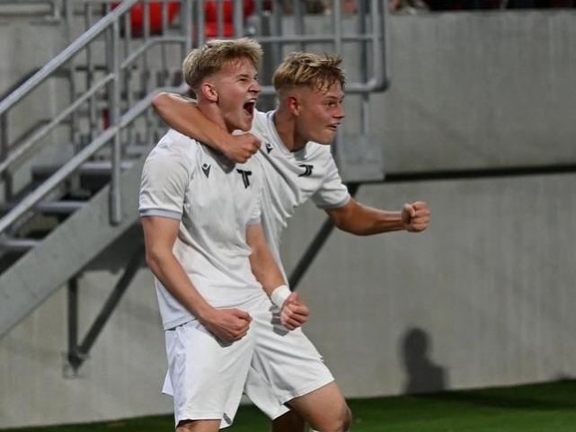 Mladí futbalisti AS Trenčín v zápase UEFA Youth League