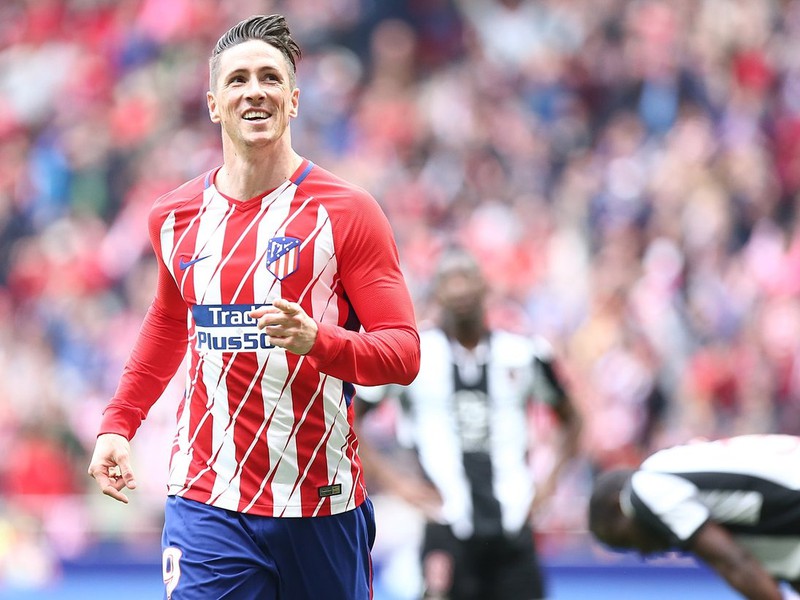 Fernado Torres oslavuje gól