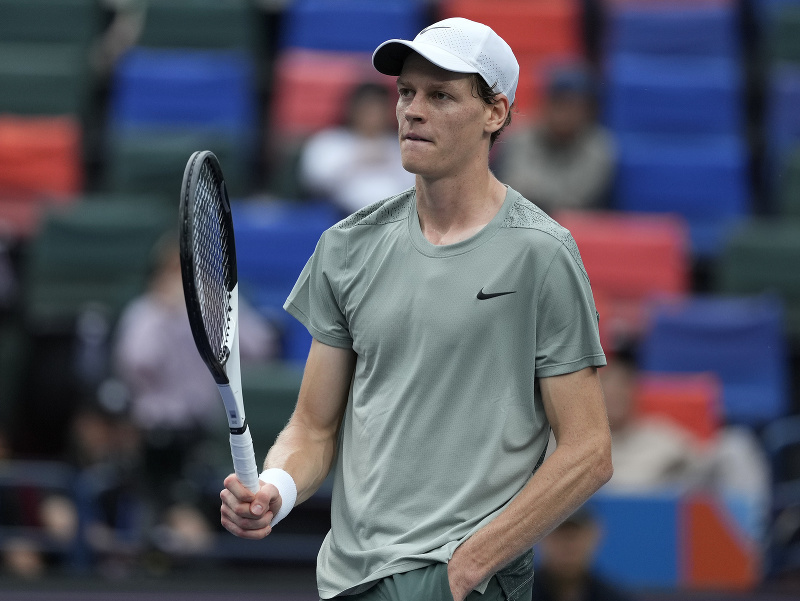Taliansky tenista Jannik Sinner počas štvrťfinále ATP Masters 1000 v Šanghaji