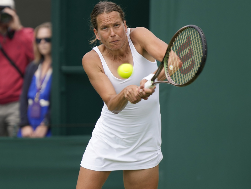 Barbora Strýcová počas rozlúčkového Wimbledonu