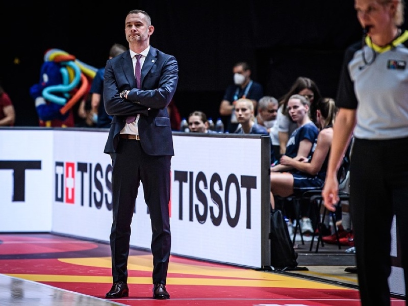 Tréner slovenskej basketbalovej reprezentácie Juraj Suja