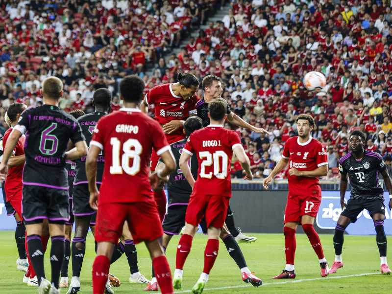 Momentka z prípravného zápasu medzi Liverpoolom a Bayernom Mníchov