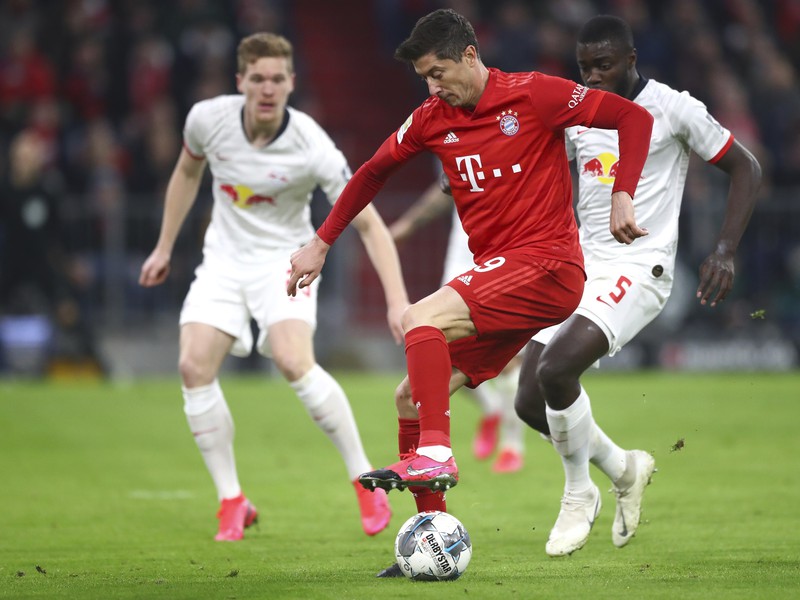 Robert Lewandowski v súboji