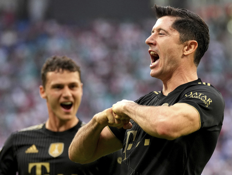 Robert Lewandowski oslavuje gól