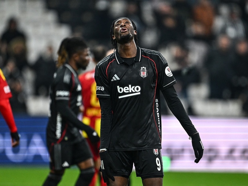Na snímke Tammy Abraham
