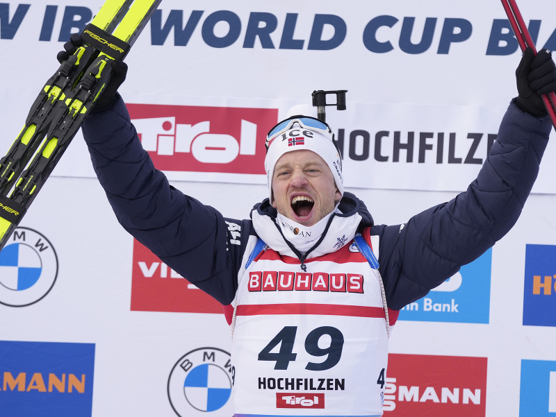 Tarjei Bö zvíťazil v piatkovom šprinte v rakúskom Hochfilzene