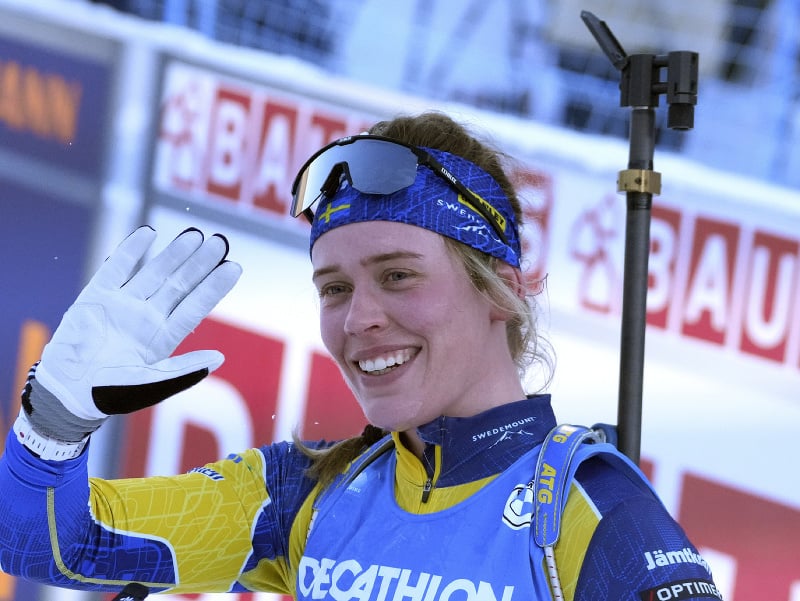 Švédska biatlonistka Elvira Öbergová triumfovala v stíhacích pretekoch Svetového pohára v Ruhpoldingu