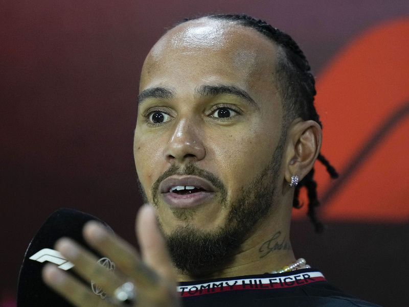 Lewis Hamilton v Brazílii