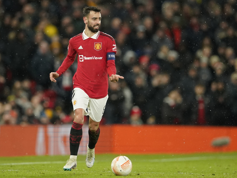 Bruno Fernandes s loptou