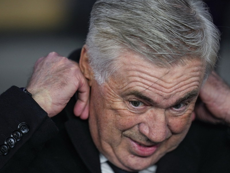 Manažér Realu Carlo Ancelotti 