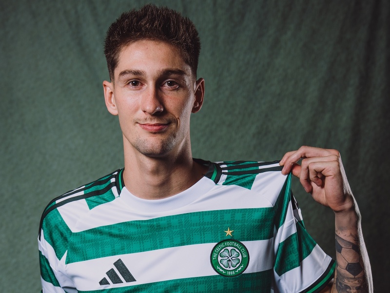 Český reprezentant Tomáš Čvančara sa upísal Celticu