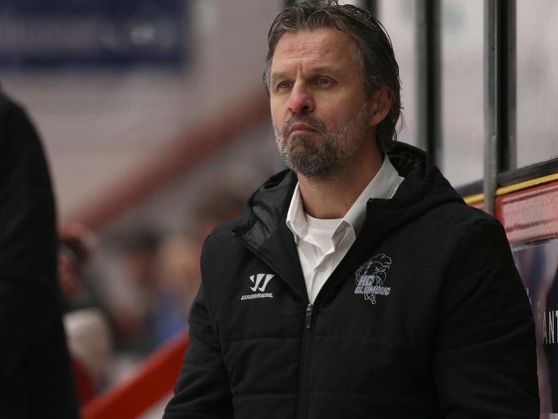 Róbert Petrovický na lavičke HC Olomouc