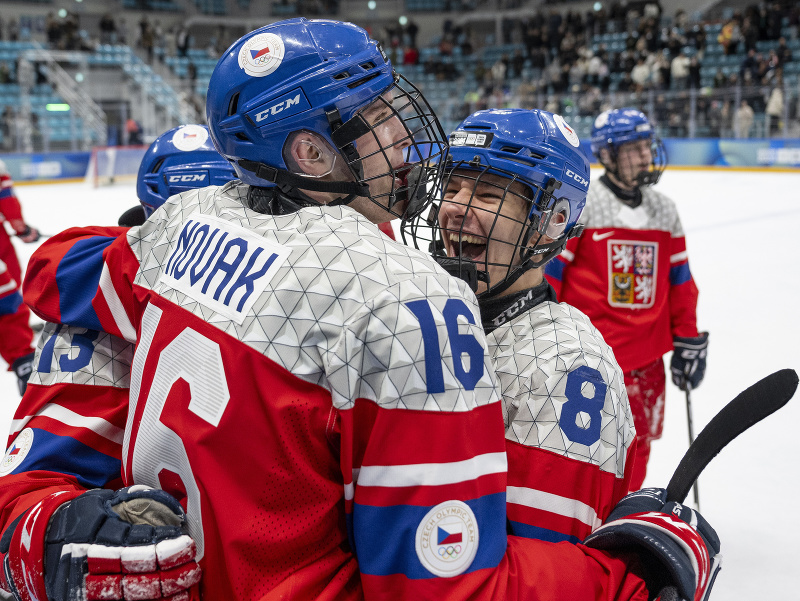 Radosť českých hokejistov na Zimných olympijských hrách mládeže 
