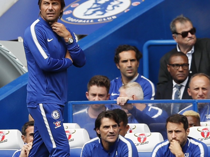 Tréner londýnskej Chelsea Antonio Conte 
