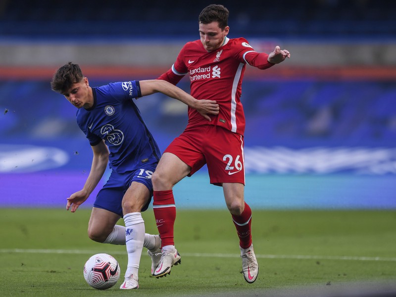 Mason Mount a Andrew Robertson