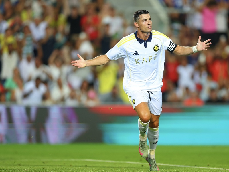 Cristiano Ronaldo oslavuje gól