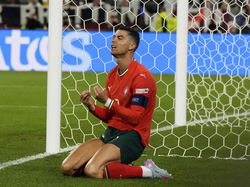 Cristiano Ronaldo reaguje na