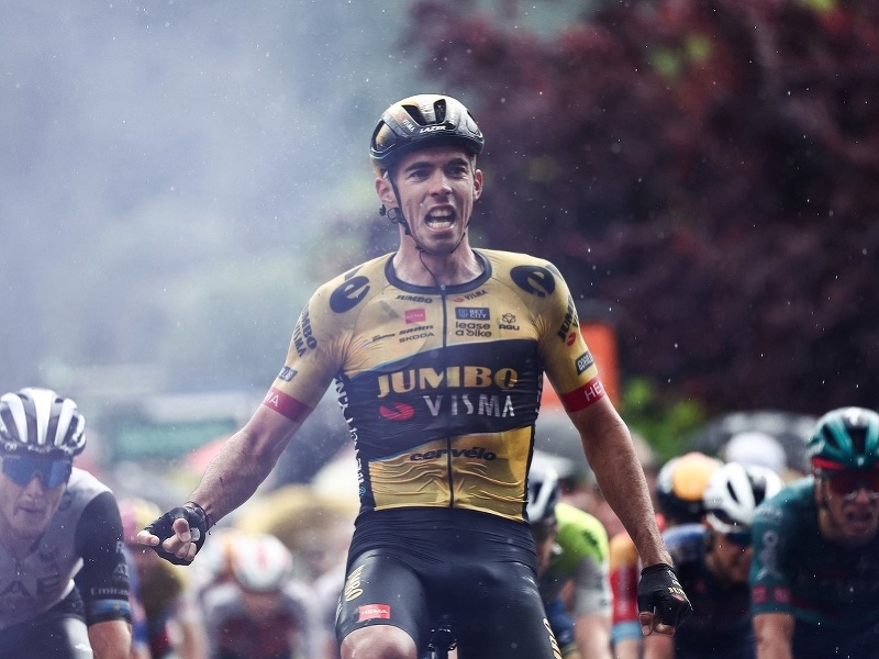 Francúzsky cyklista Christophe Laporte sa stal víťazom 1. etapy pretekov Critérium du Dauphiné