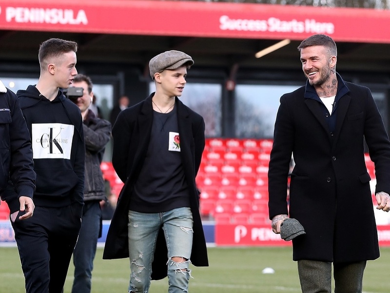 Harvey Neville, Romeo Beckham a David Beckham