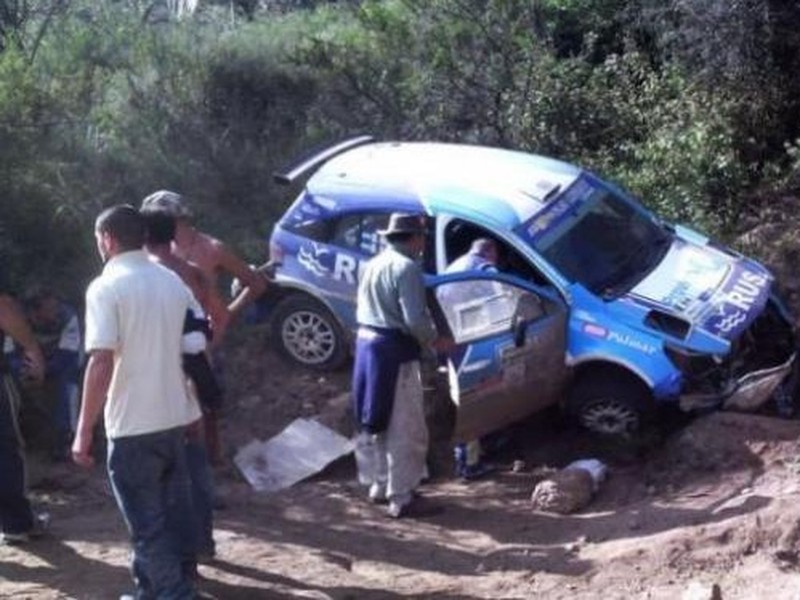 Auto Davida Nalbandiana po nehode na Rely San Luis