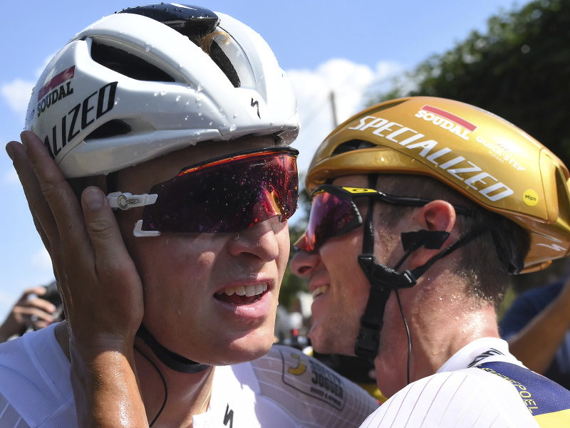 Belgičan Tim Merlier z tímu Soudal Quick-Step oslavuje triumf v deviatej etape Tour